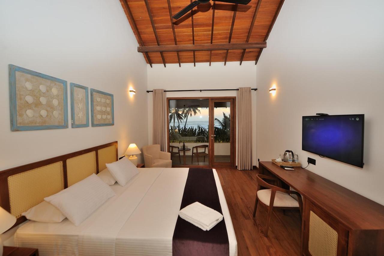 Tantalize Beach Hikkaduwa Exterior foto