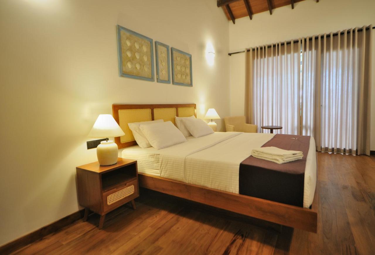 Tantalize Beach Hikkaduwa Exterior foto